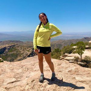 Meet your Posher, Andrea